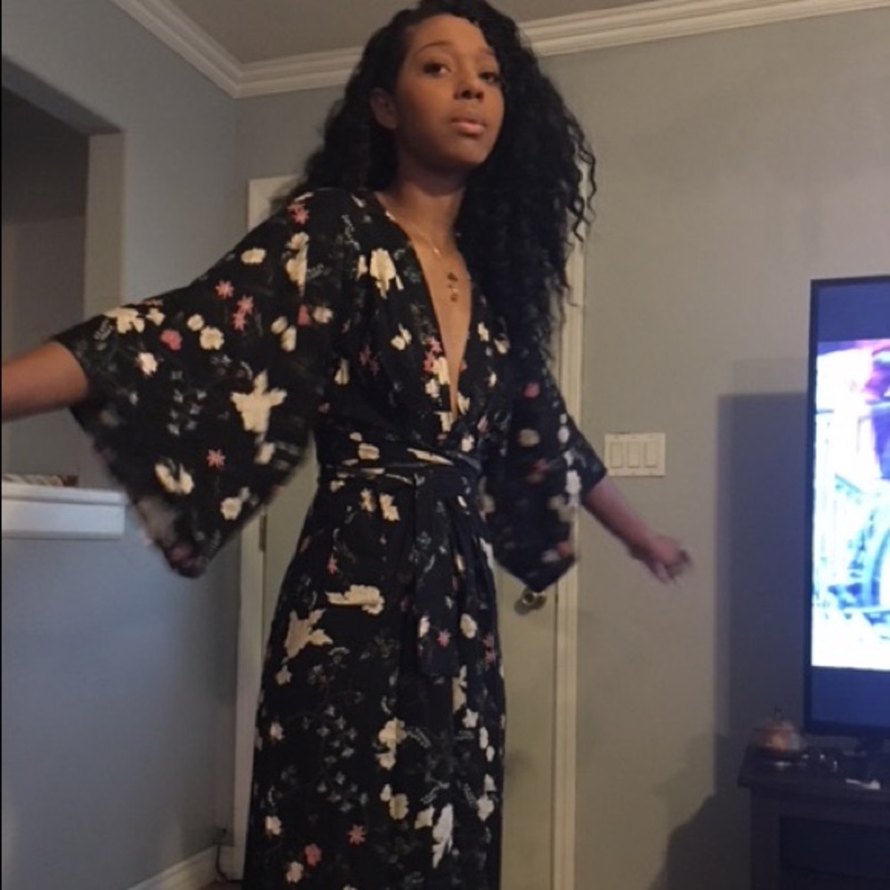 Black floral long sleeve maxi dress